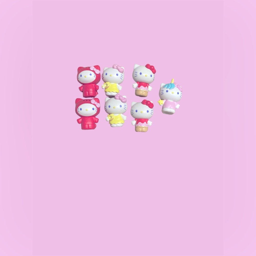 Hello Kitty figures